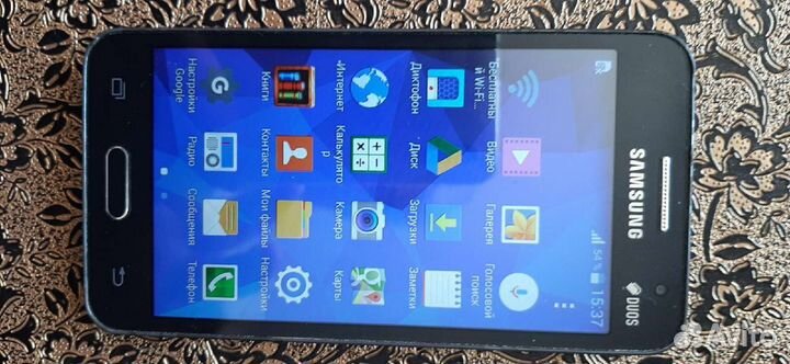 Телефон Samsung