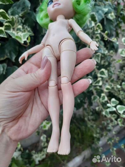 Rainbow high Джейд Хантер