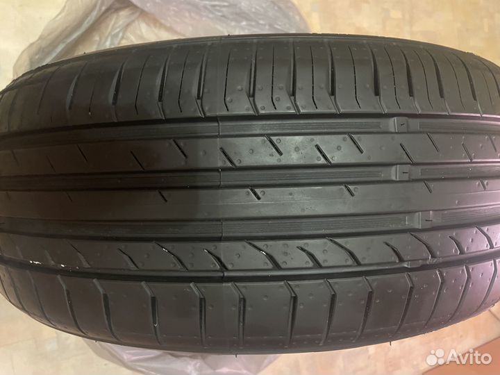 Goodride ZuperEco Z-107 215/55 R16 93V