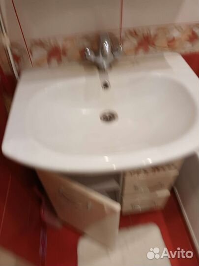 Зеркало шкаф в ванную+ мойка с тумбой