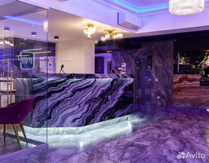 Абонемент в премиальный фитнес зал f8