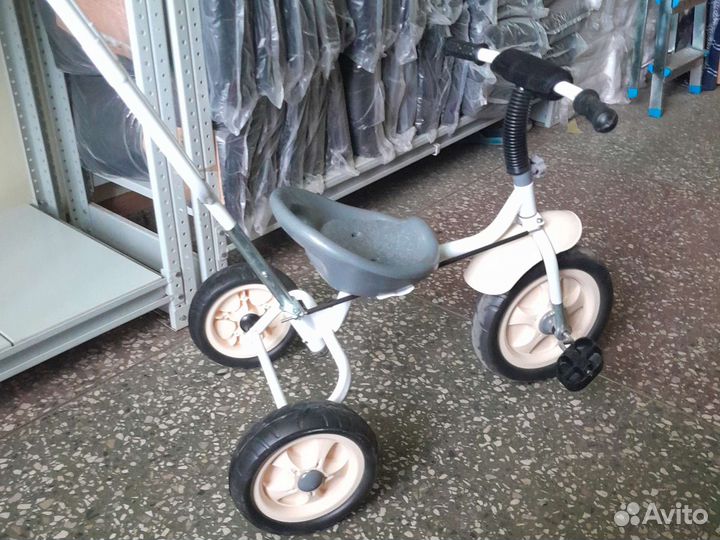 Велосипед детский с ручкой