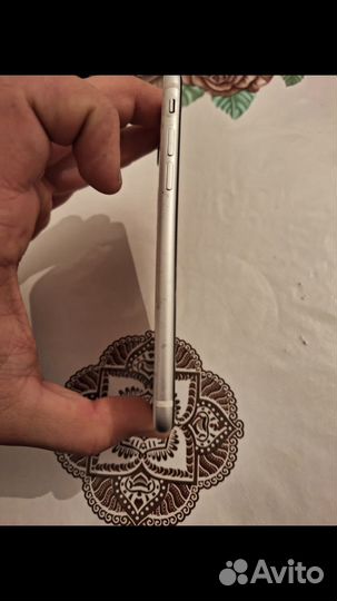 iPhone SE (2020), 64 ГБ