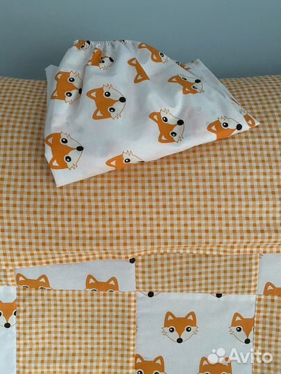 Лоскутное одеяло детское и простынь на резинке