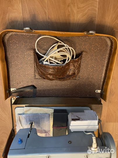 Швейная машинка подольская ручная