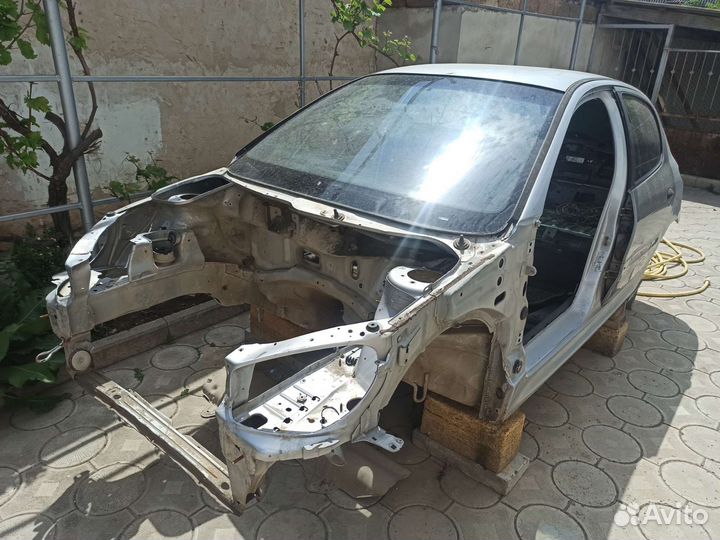 Пежо 206 Кузов дверь, крышка багажника бампер