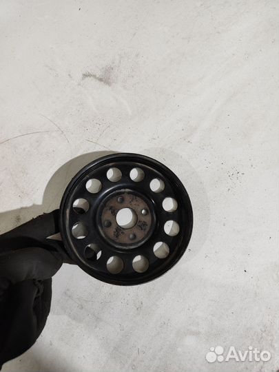 Шкиф помпы 1.6 Mitsubishi Lancer 9