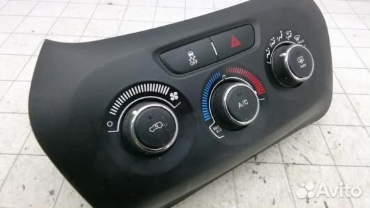 Блок управления печки и климат-контроля jeep chero