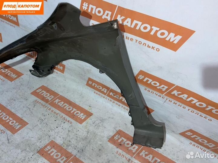 Крыло переднее правое Honda Civic 8 (2005 - 2008)