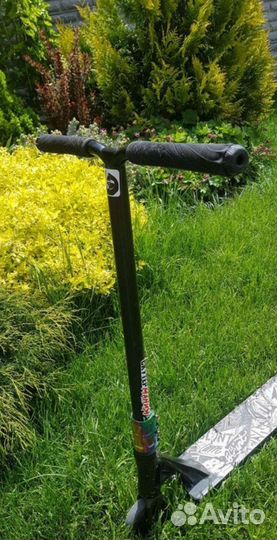 Трюковой самокат tech team