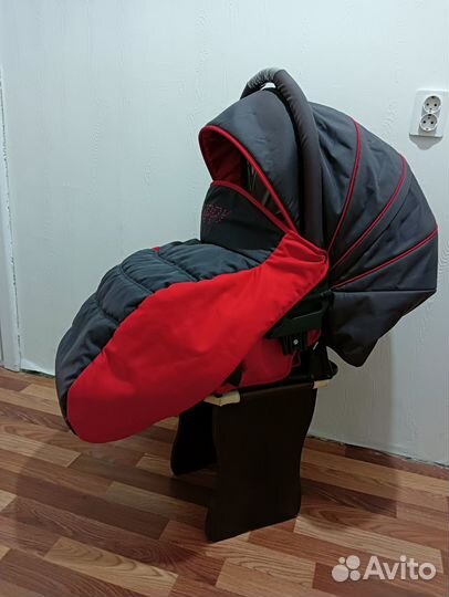 Коляска zippy tutis 3 в 1