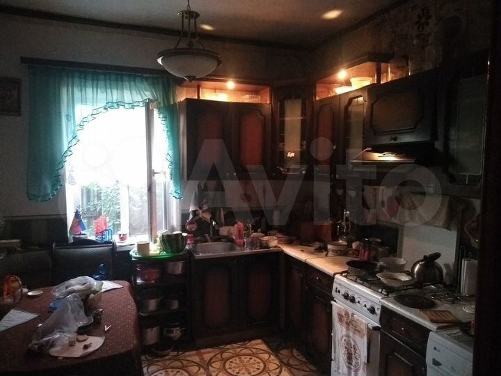 Комната 24 м² в 4-к., 1/1 эт.