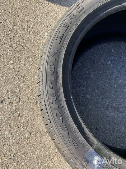 Pirelli Scorpion Zero 255/45 R20