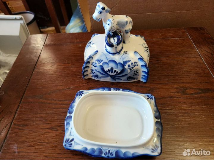 Масленка керамическая Гжель