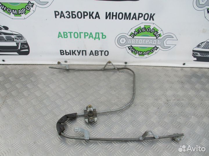 Стеклоподъёмник передний правый BMW 3 E30 1986г