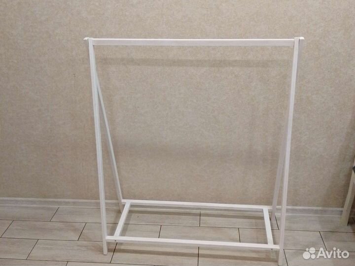 Вешалка детская напольная деревянная