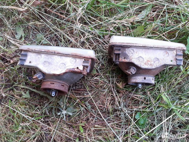 Фары Ford fiesta mk1