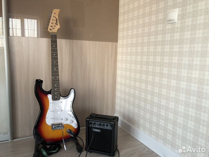 Электро гитара с комбиком