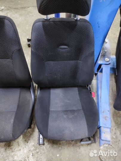 Сиденья комплект Лада Калина хетч