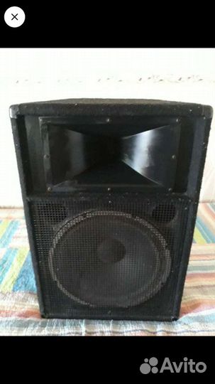 Колонка Yamaha S115 lV 250-500 ватт. 8 ом