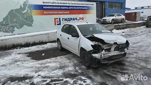 Накладка декоративная Renault Logan 2 682604797R