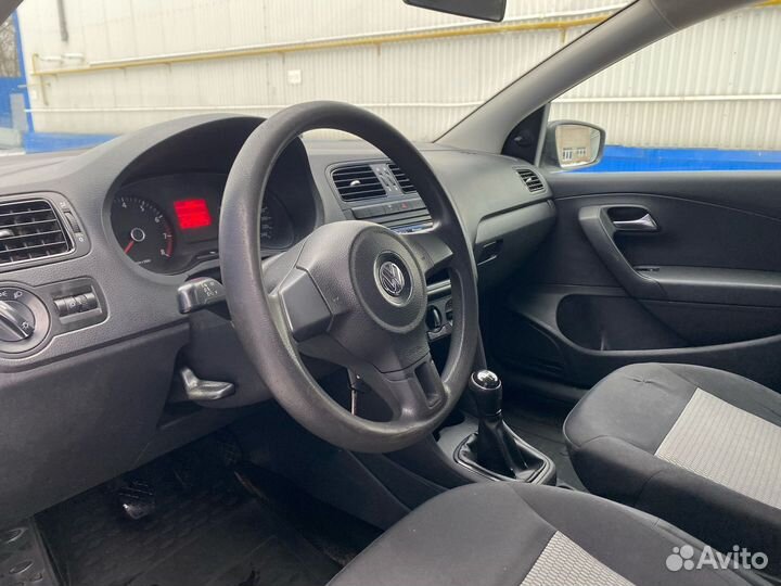 Volkswagen Polo 1.6 МТ, 2012, 230 000 км