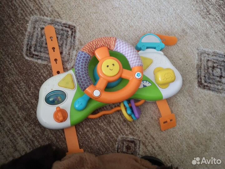 Игрушка на коляску