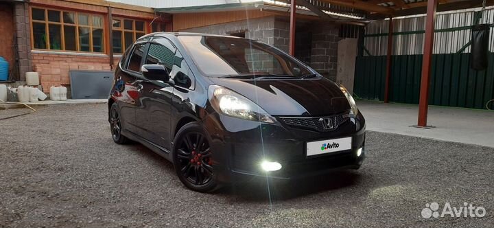 Honda Fit 1.5 CVT, 2011, 160 500 км