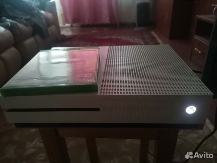 Xbox One s