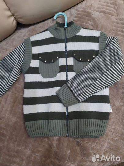 Свитер с жилеткой