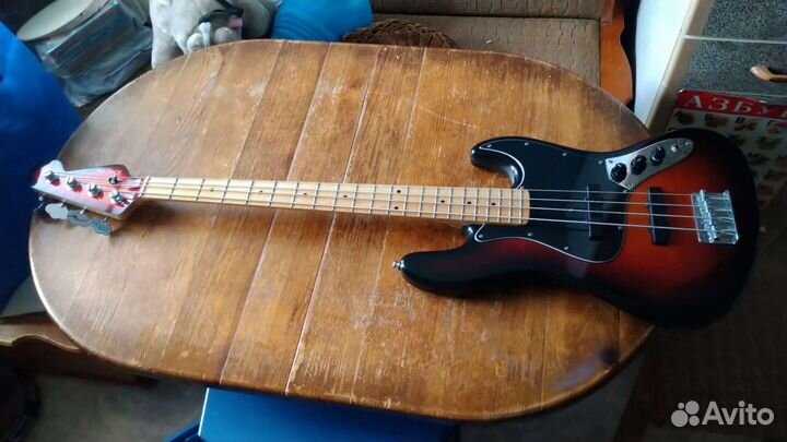 Schecter J-Style Bass (1989)