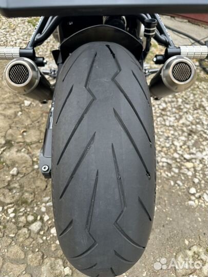 Kawasaki Z1000