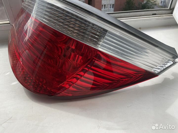 Фонарь задний bmw e60