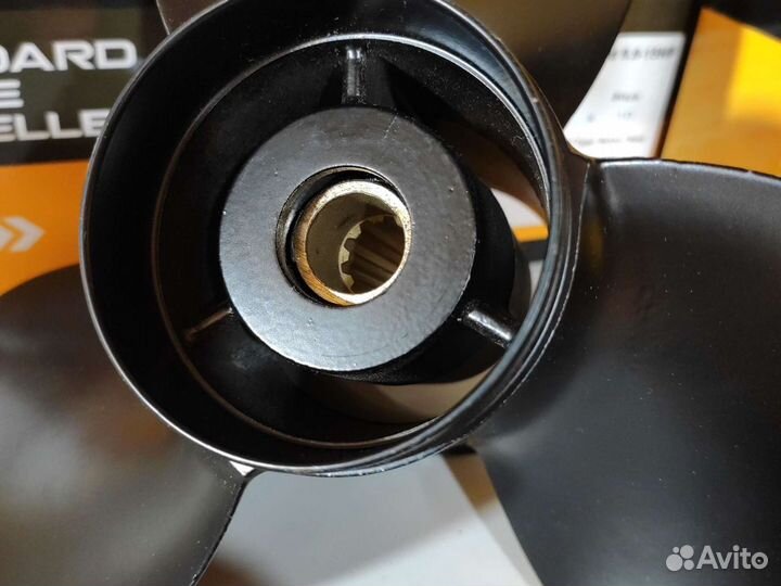 Гребной винт Suzuki 8-20; шаг 9, 10 и 11