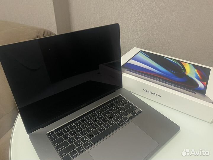 Macbook pro 16 retina 2020 i9 1tb
