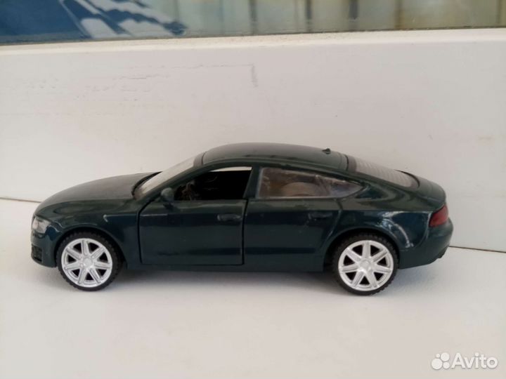 Модель автомобиля Audi A7