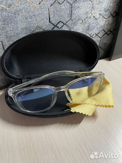 Очки имиджевые