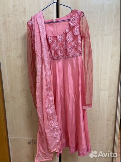 Костюм для выступлений (индийские танцы)