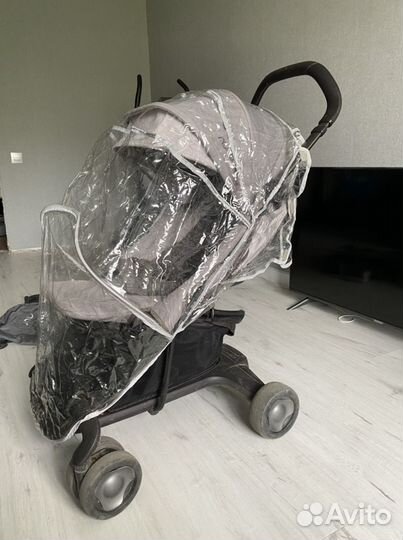 Коляска прогулочная nuna