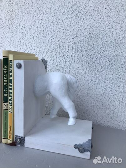 Ограничитель для книг 