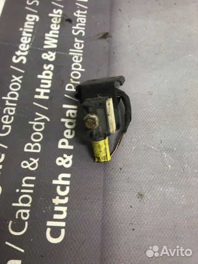 Датчик удара Mercedes M-Класс W164