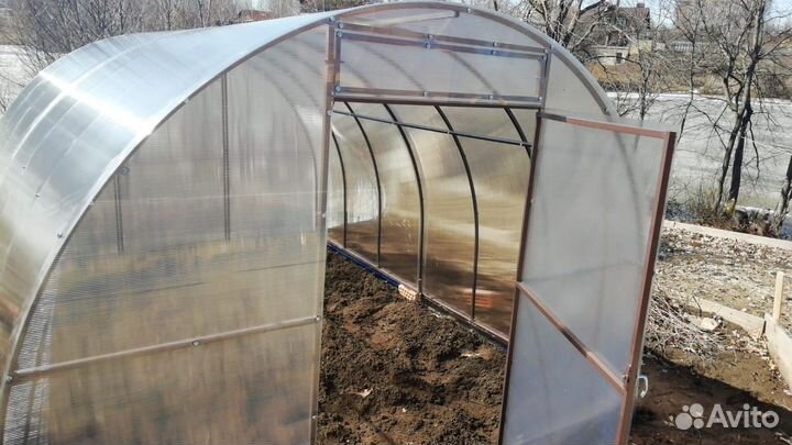Теплицы полукруглая