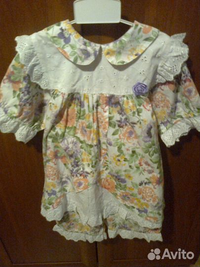 Продаю костюм