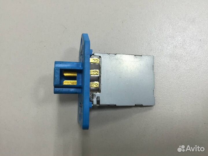 Резистор отопителя LADA Granta 2011