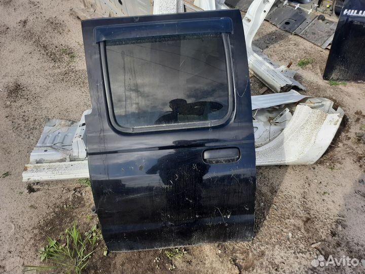 Дверь задняя L в сборе NP300 nissan NP300 (2008-20