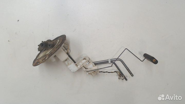 Датчик уровня топлива Nissan Terrano 2, 2000