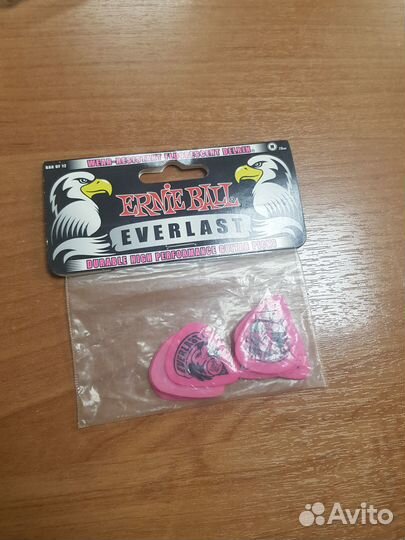 Медиаторы Ernie Ball и PRS