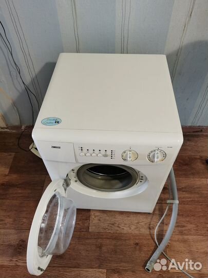 Стиральная машина zanussi