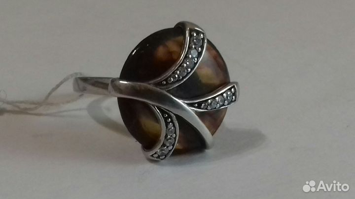 Кольцо. серебро. 925 проба янтарь