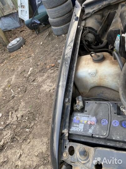 Переднее правое крыло chevrolet blazer